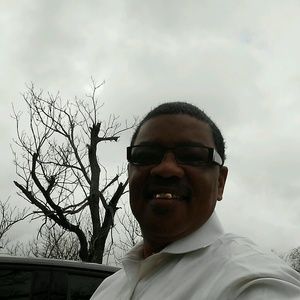 Meet your Posher, Kenneth